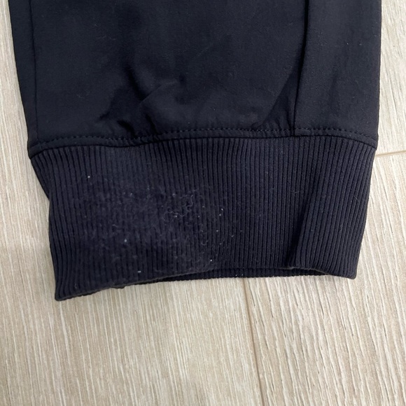 ALO Yoga Midnight Black Joggers - Picture 5 of 5